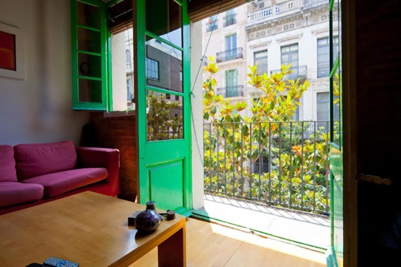 La Casa De Laura Nisia B&B Barcelona Eksteriør billede
